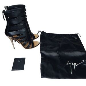 Giuseppe Zanotti Black Leather Cutout Ankle Boots Gladiator Sandal Size 37.5 7.5